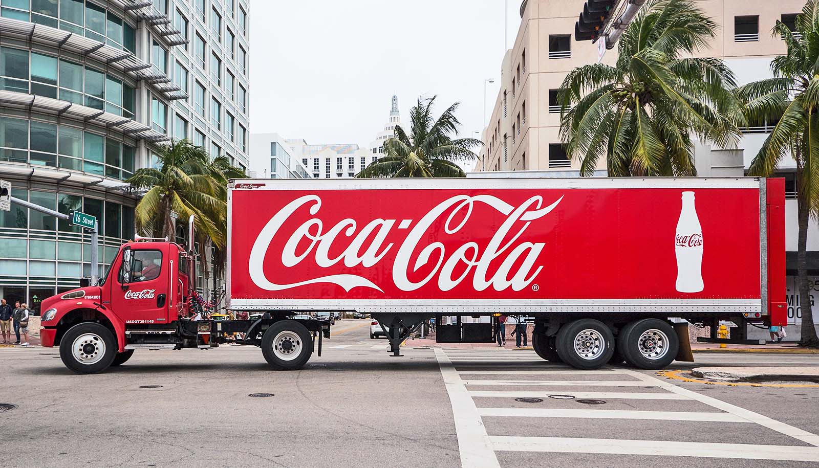 1. Nhà cung ứng của Coca-Cola