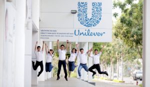 Đối Thủ Cạnh Tranh Unilever | Ai Đang Dẫn Đầu Thị Trường?